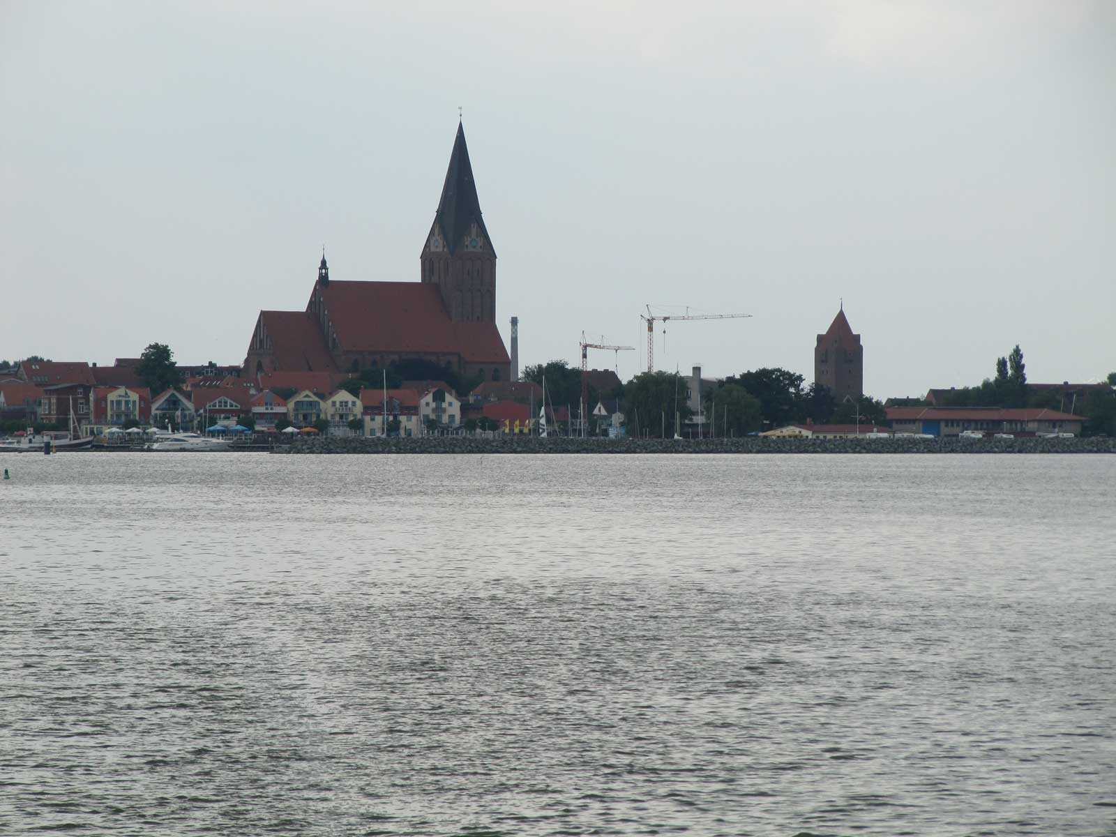 Barth - Marienkirche vom Wasser aus gesehen